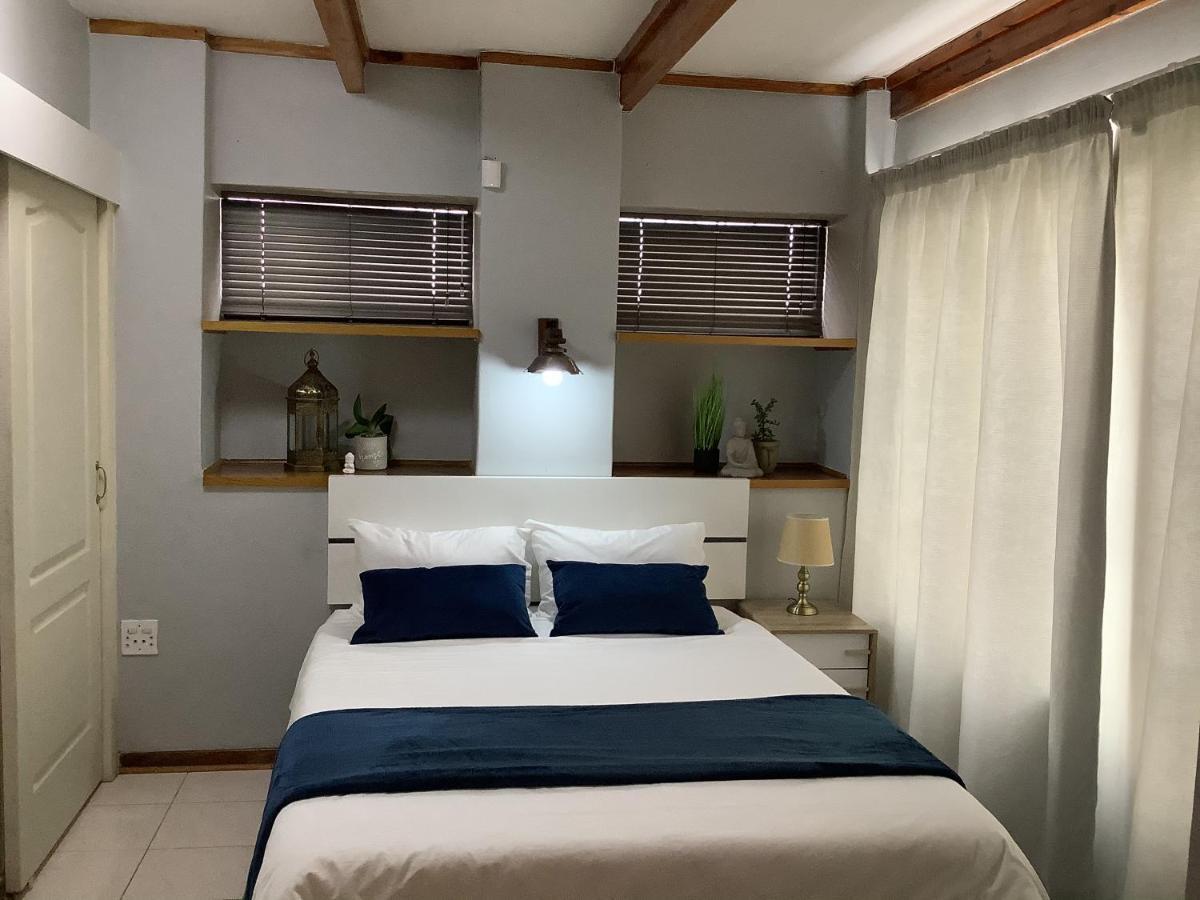 Impala Suite -Entire Unit- 2 Bedroom With 1 Ensuite Bathroom Ladysmith Exterior photo